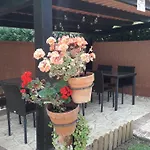 여관 Anjanas *